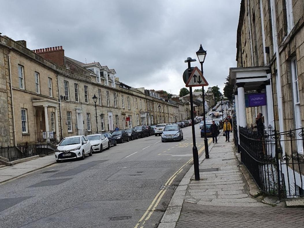 The Taylor Suite - Stunning 2-Ensuite Beds, Cathedral View Roof Garden Truro Bagian luar foto
